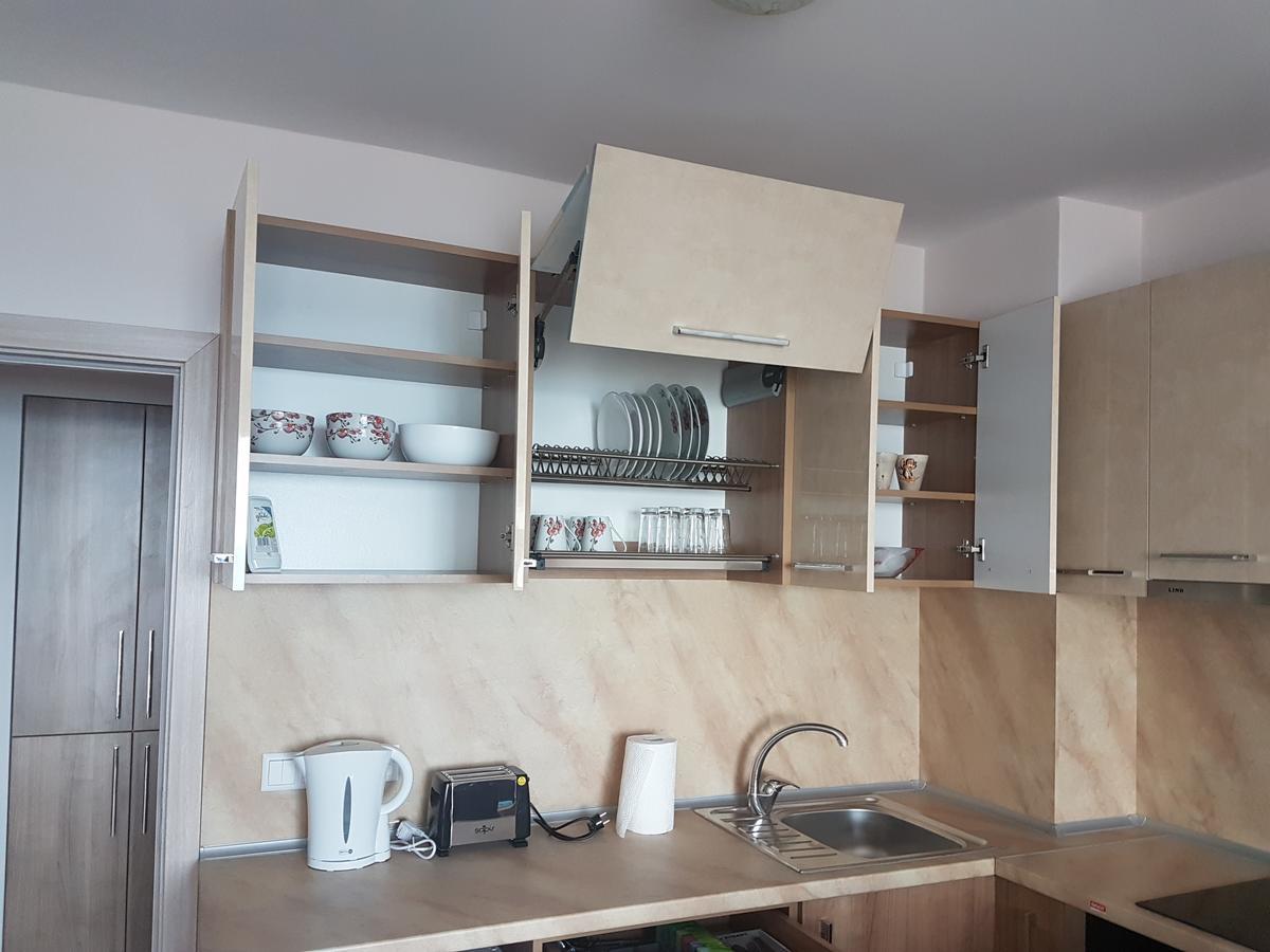 Apart Hotel Iglika Поморие Экстерьер фото