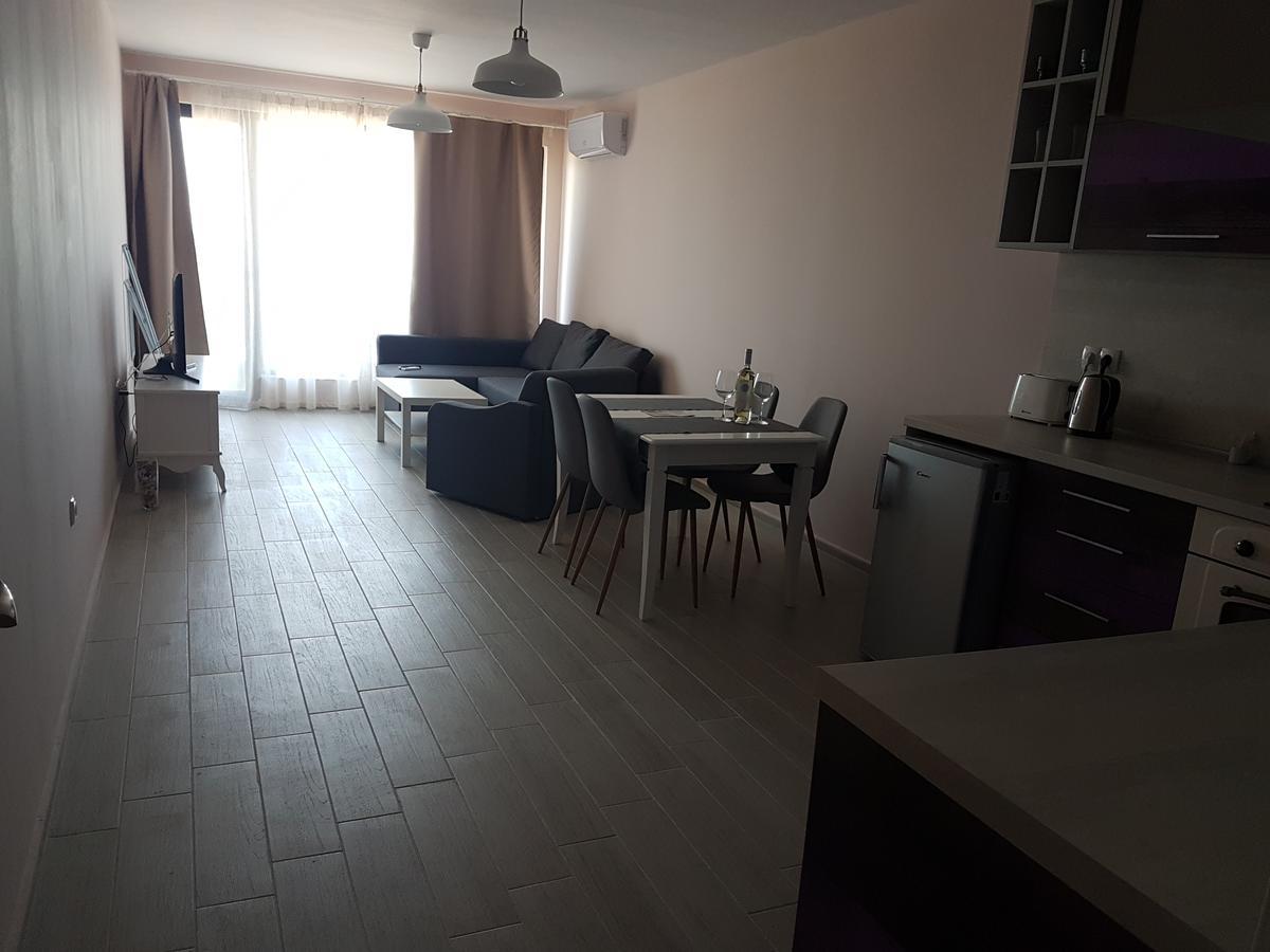 Apart Hotel Iglika Поморие Экстерьер фото